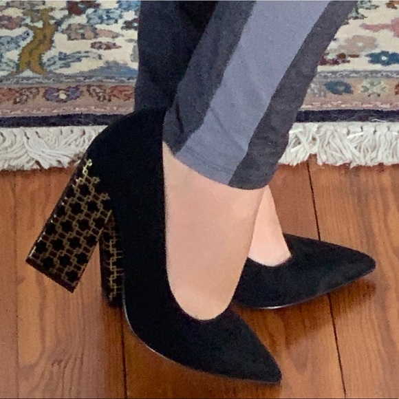 Black & Gold Wide Heel Suede Pumps - Picture 2 of 6